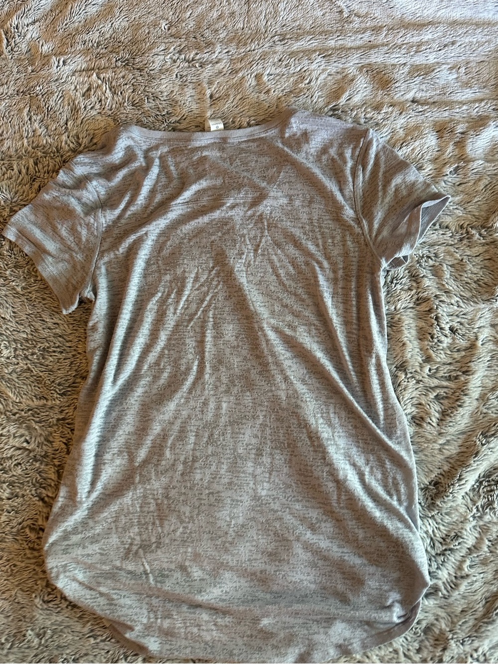 lululemon athletica Light Grey Scoop Neck Short Sleeve Tee - Picture 3 of 4